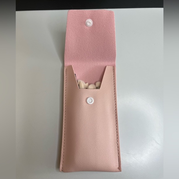 ❌❌SOLD❌❌💥Mini Travel Size Makeup Brush Set of 8 w case gym office skin tone purs - Picture 2 of 6